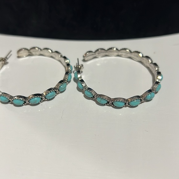 New one and a half inch silver tone and turquoise colored hoop, styled earrings - Picture 5 of 5